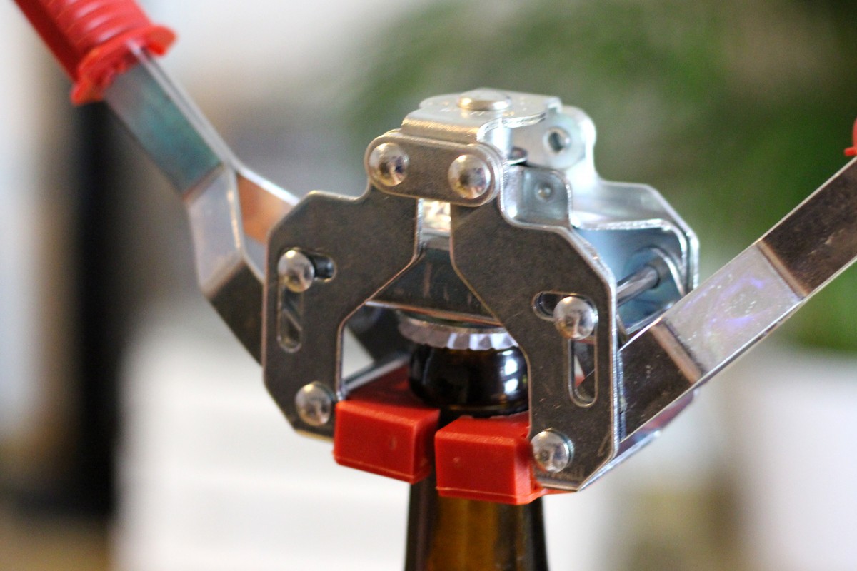 Kronkorken Verschlussgerät Manueller Doppelhebel Verschlußset für Bierflaschen zum Selbstbrauen Einfach zu Verschließen